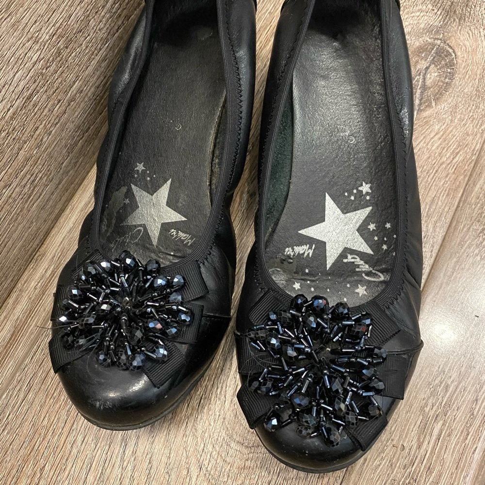 Leather Shoes - Picture 3 of 3